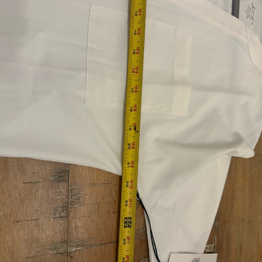 Jofit White Collarless V-Neck Active Snap Tunic - Picture 9 of 10